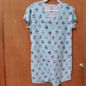 Penguin Christmas Girl's Nightgown Size S-M (6-10)